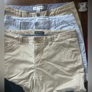 Lee Women's Chino Shorts in Khaki and Light Blue, Size12